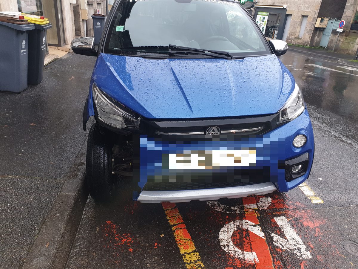 Opel Karl Rocks azul